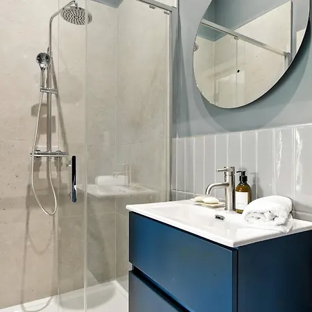 The Loft At The Warehouse كليفدين