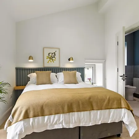 The Loft At The Warehouse *